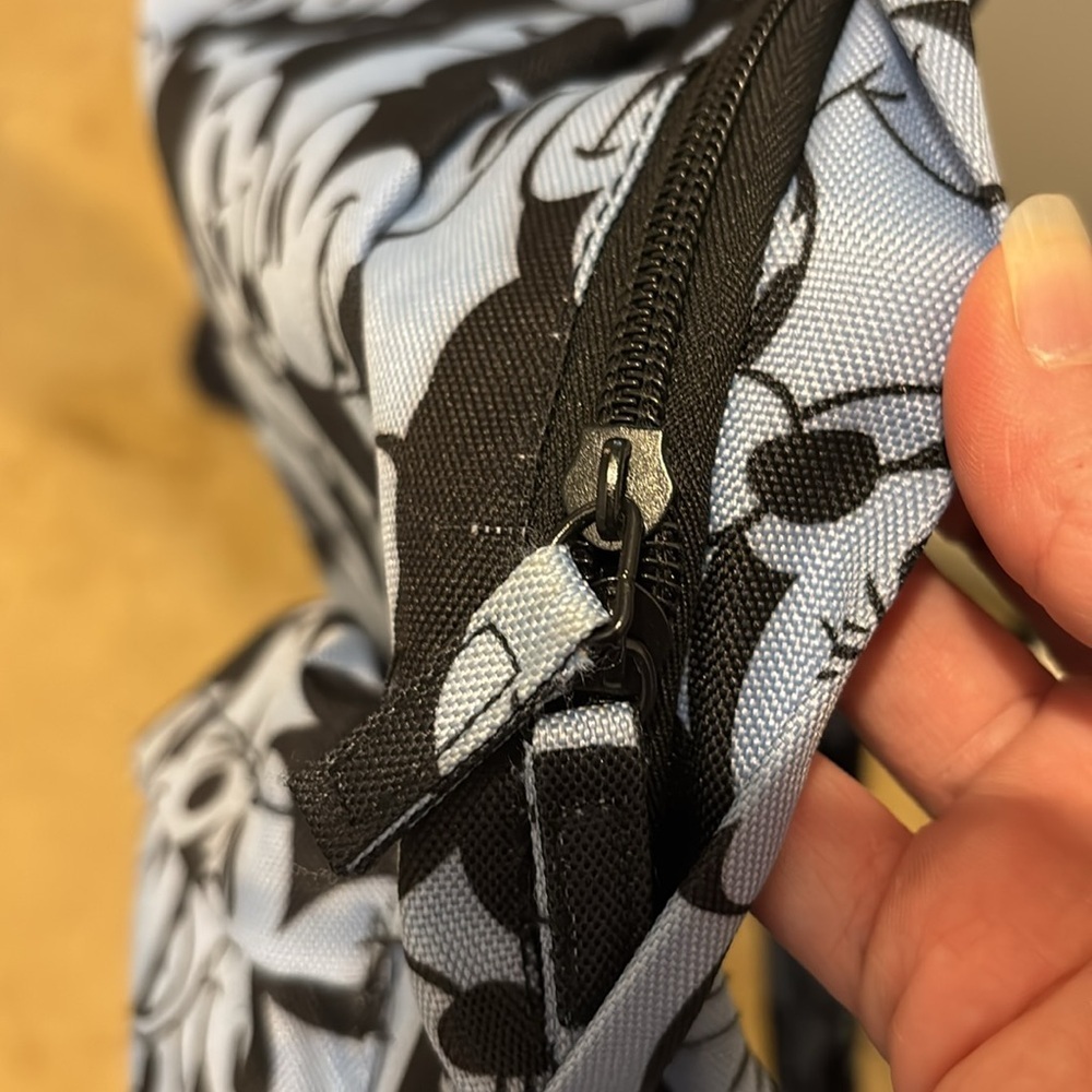 Mickey Mouse Patterned Backpack - Picture 5 of 7
